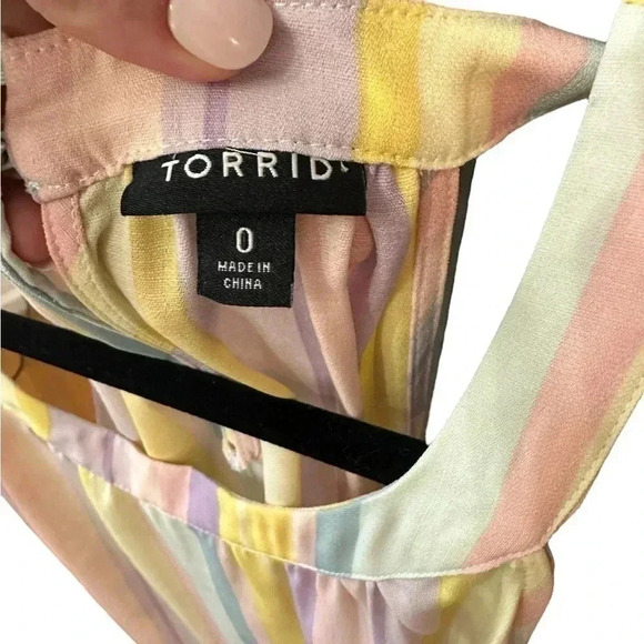 TORRID Gauze Goddess Neck Tank Size Large Plus Size 0  EUC - Picture 6 of 9